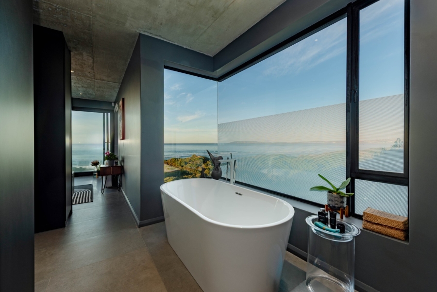 4 Bedroom Property for Sale in Keurbooms Western Cape